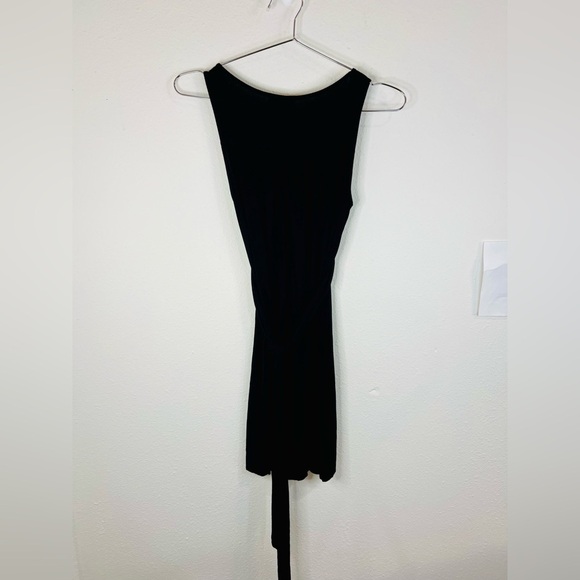 Forever 21 Black Sleeveless V-Neck Mini Dress Small Adjustable Waist Boho Style - Picture 6 of 15